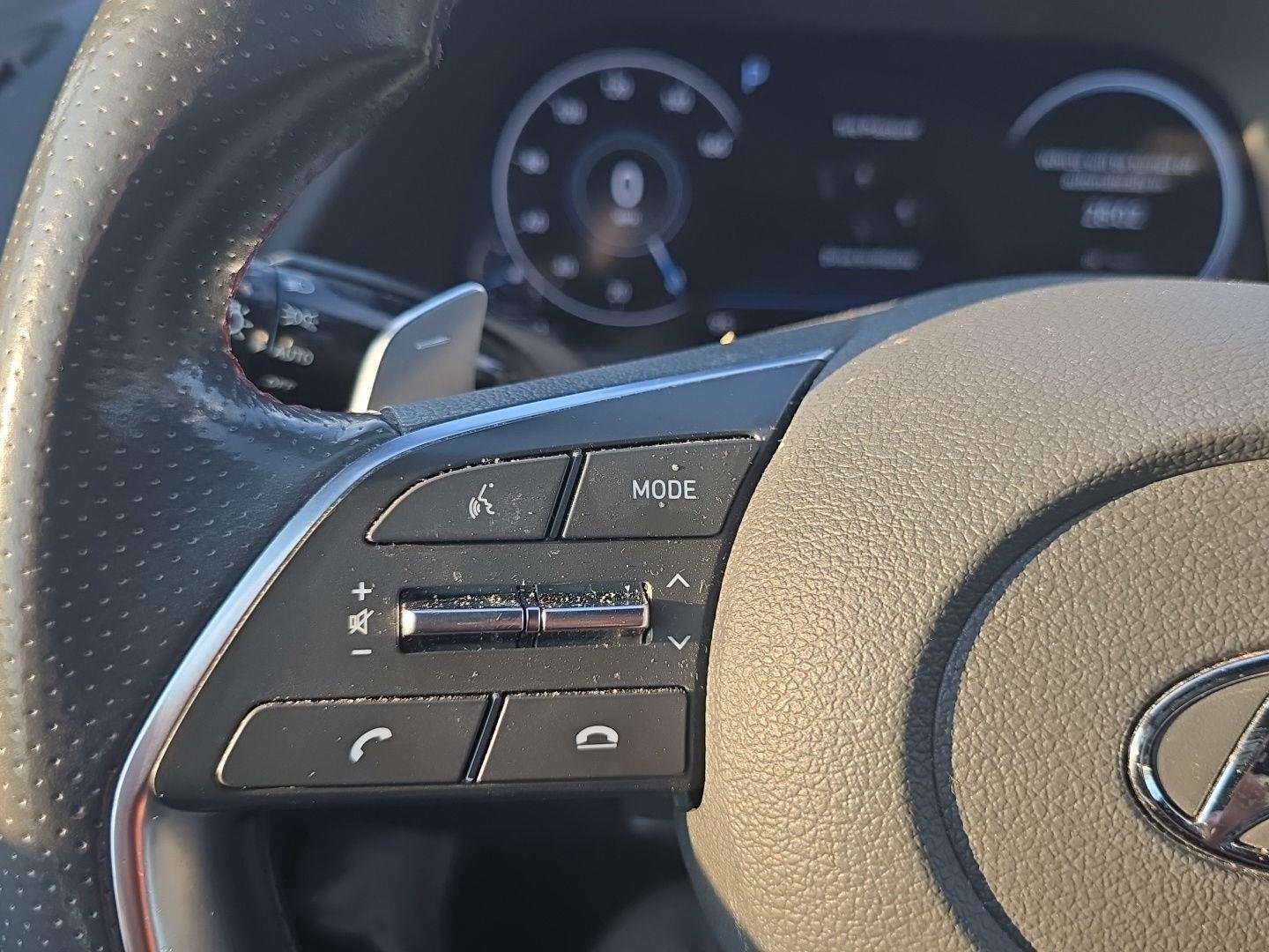 Used 2021 Hampton Gray Hyundai SEL Plus image 11