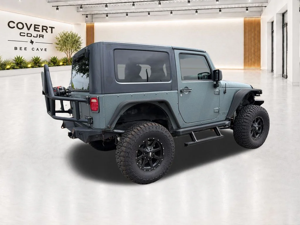 Used 2015 White Jeep Rubicon image 10