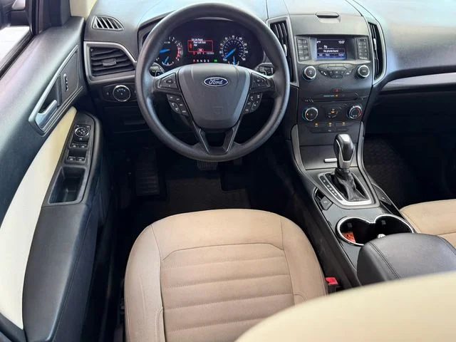 Used 2017 Blue Ford SE image 8