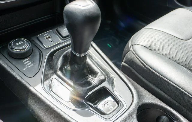Used 2019 White Jeep Limited image 30