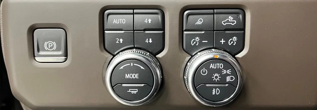 Used 2024 Black GMC Denali image 29