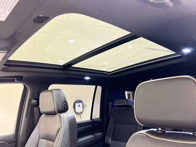 2023 GMC Yukon XL SLT - Photo 18