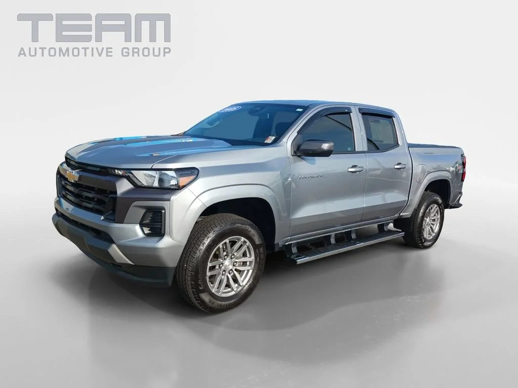 Used 2025 Sterling Gray Metallic Chevrolet WT/LT image 3
