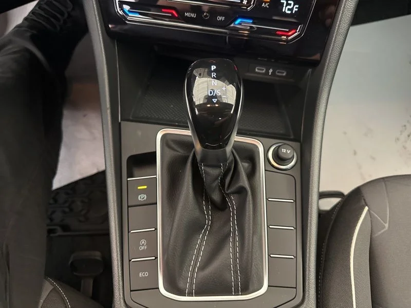 2026 Volkswagen Jetta Sport - Photo 19