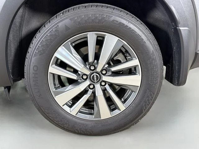 Used 2025 Gray Nissan SL image 32