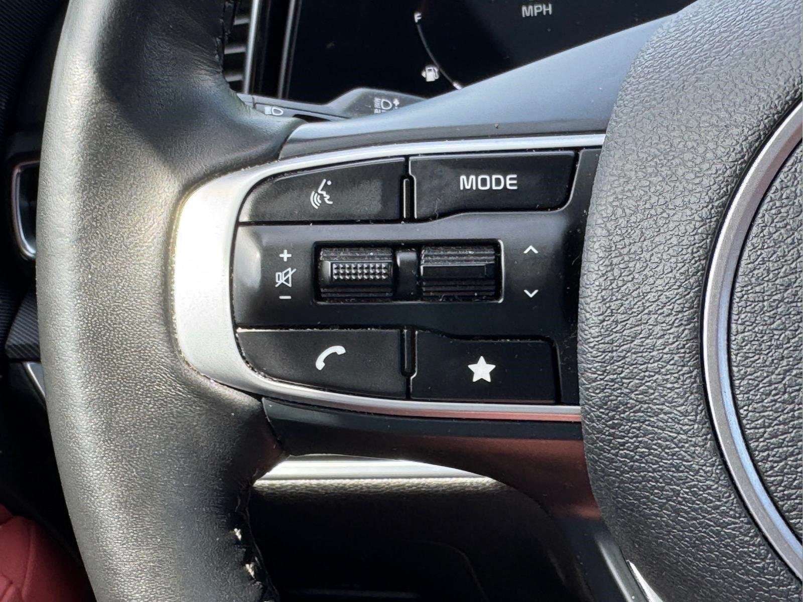 Used 2023 Wolf Gray Kia SX-Prestige image 18