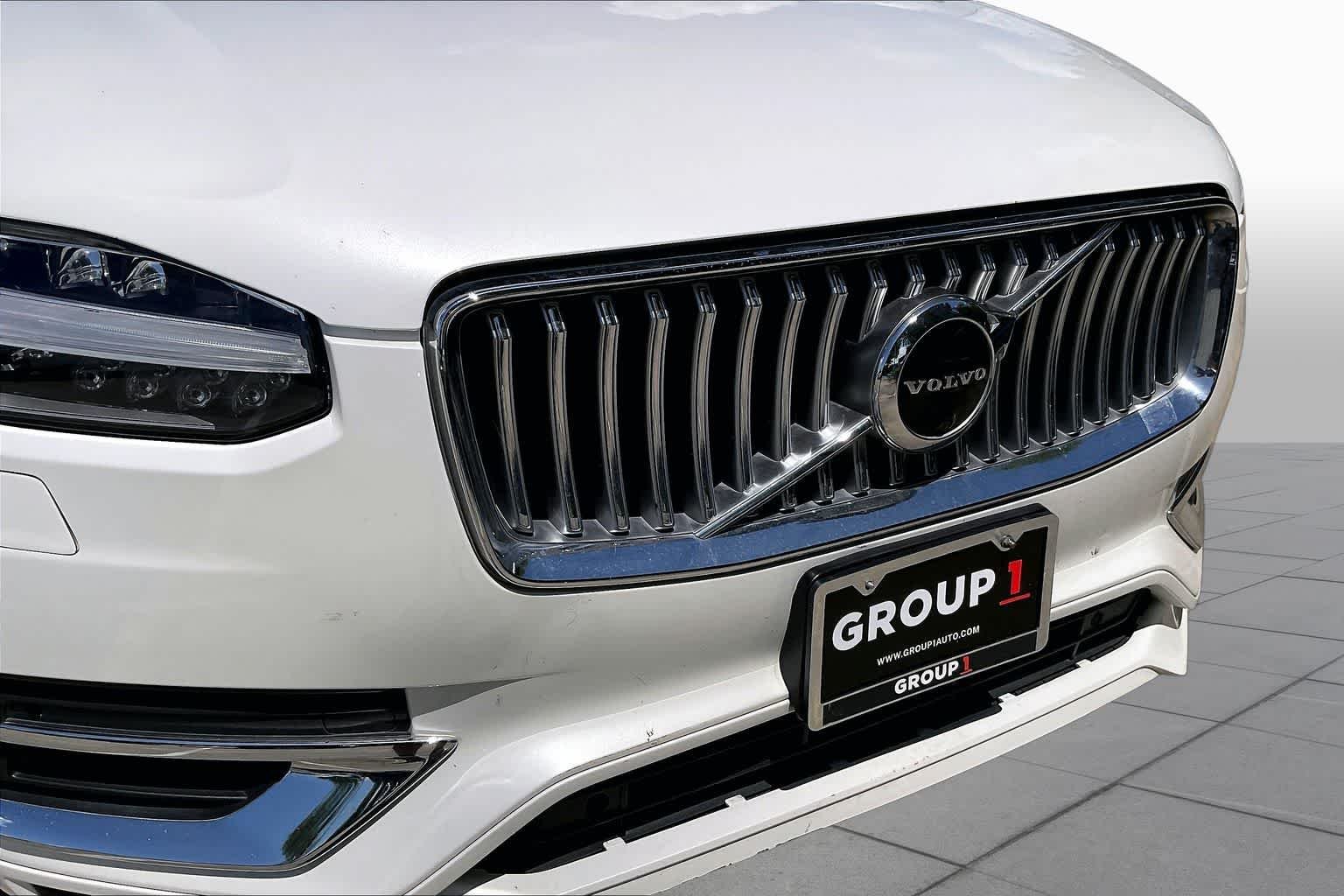 Used 2020 Crystal White Metallic Volvo Inscription image 28