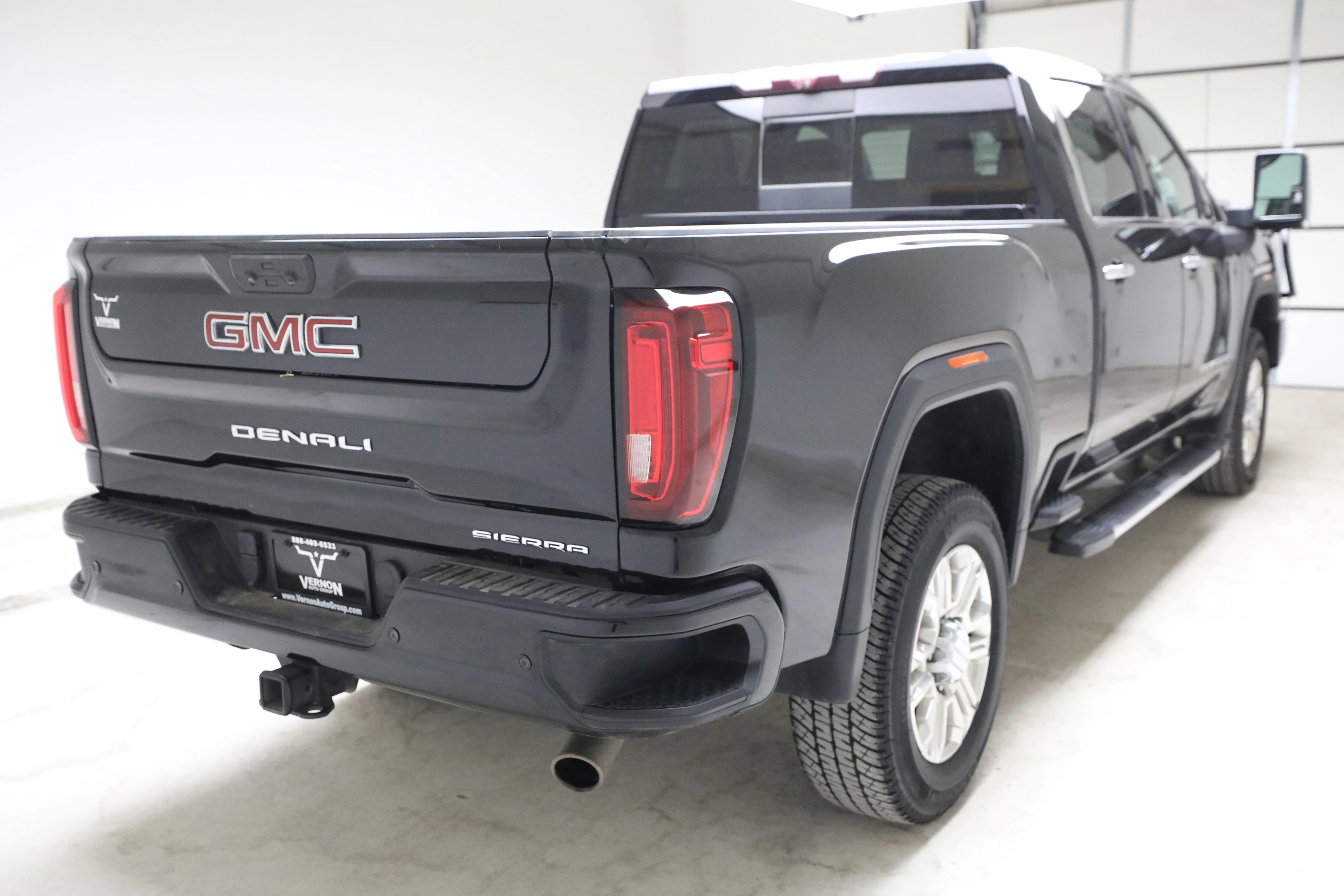 Pre-Owned 2021 GMC Sierra 2500HD Denali Crew Cab 4x4