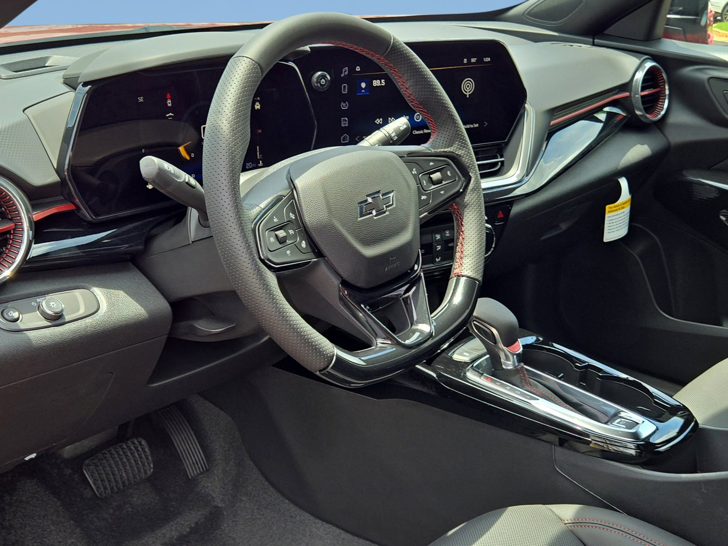 2026 Chevrolet Trax RS - Photo 11