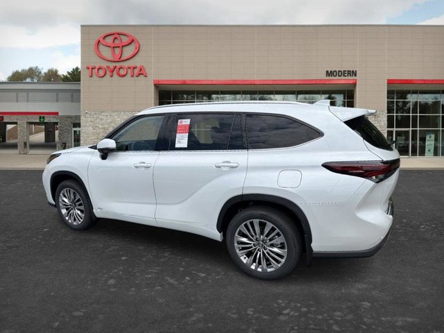 2026 Toyota Highlander Hybrid Hybrid Platinum