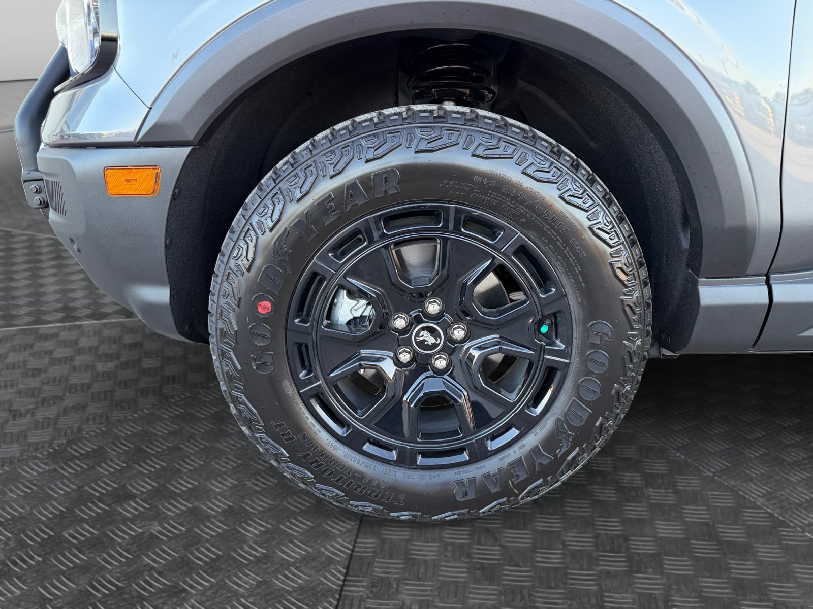 New 2026 Carbonized Gray Metallic Ford Badlands image 9