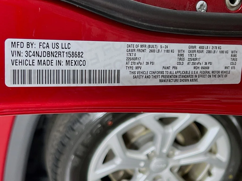 Used 2024 Red Jeep Latitude image 31