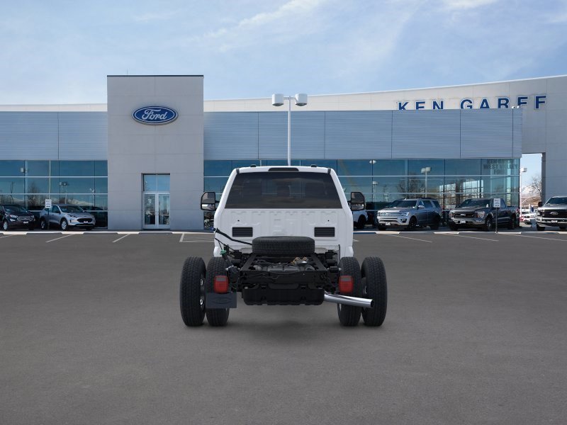 New 2026 Oxford White Ford XL image 5