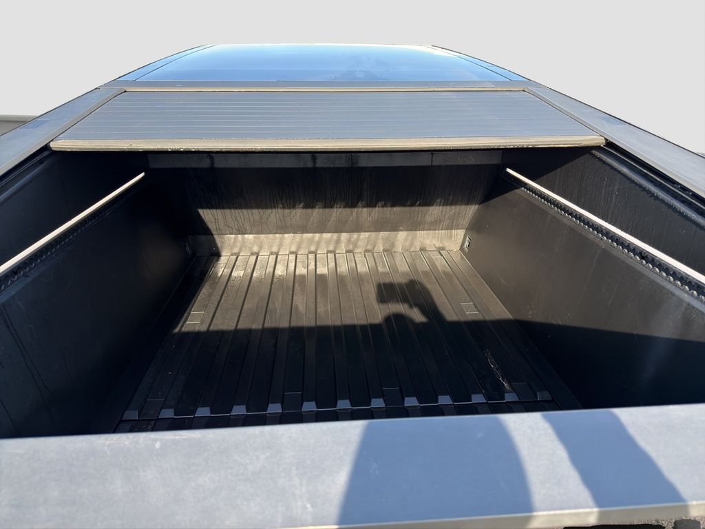 Used 2024 Silver Tesla Base image 25