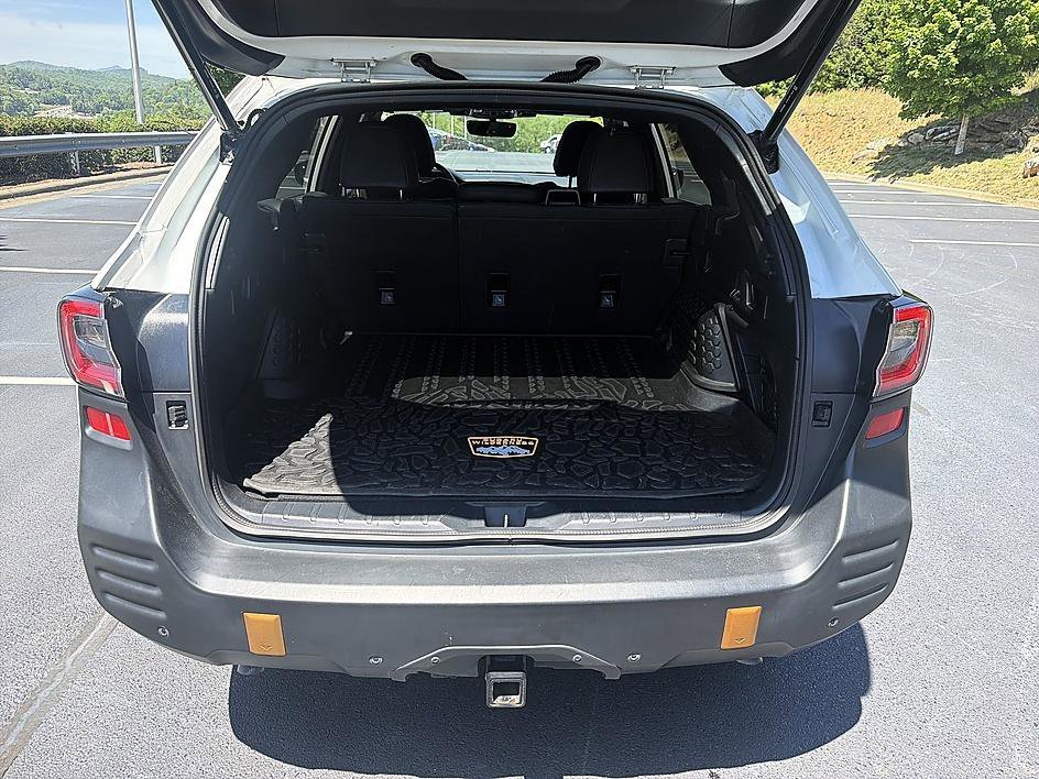 Used 2024 Crystal White Pearl Subaru Wilderness image 23