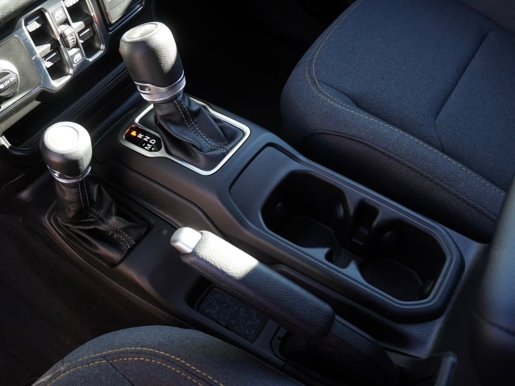 New 2026 Black Clear-Coat Exterior Paint Jeep Sport image 17