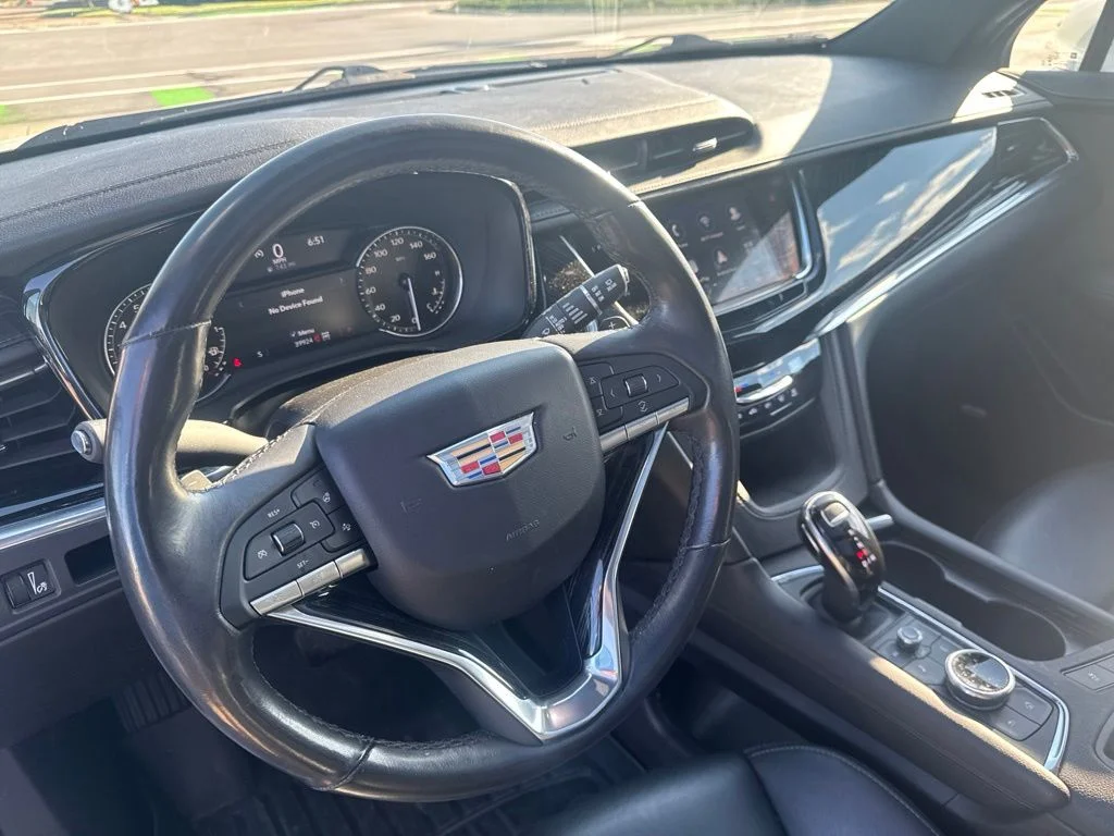 Used 2021 Crystal White Tri-Coat Cadillac Premium Luxury image 11