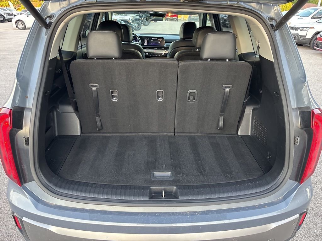 Certified Used 2025 Silver Kia S image 49
