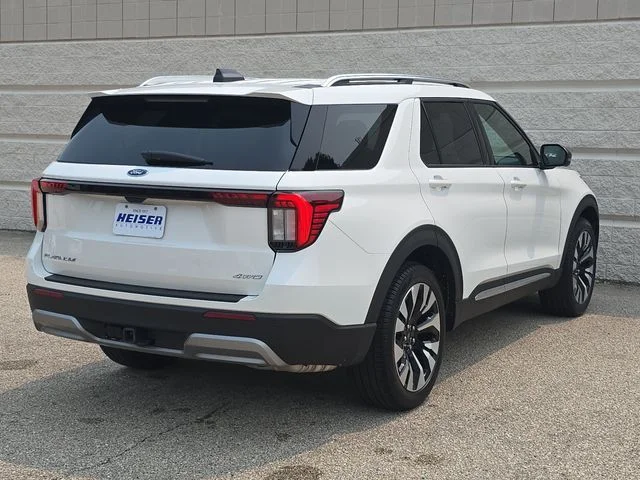 2026 Ford Explorer Platinum - Photo 13