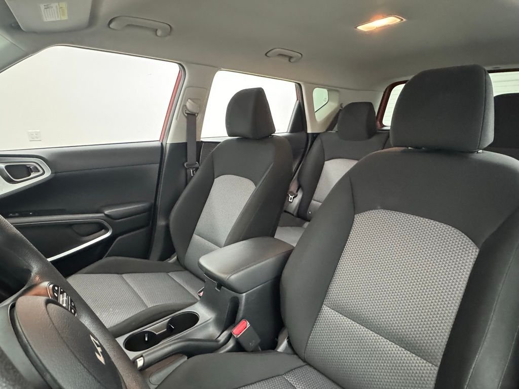 Used 2025 Mars Orange Kia LX image 16