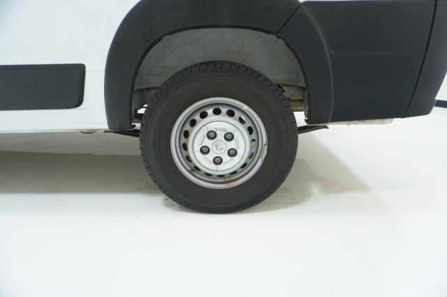 Used 2025 WHITE Ram Tradesman image 12
