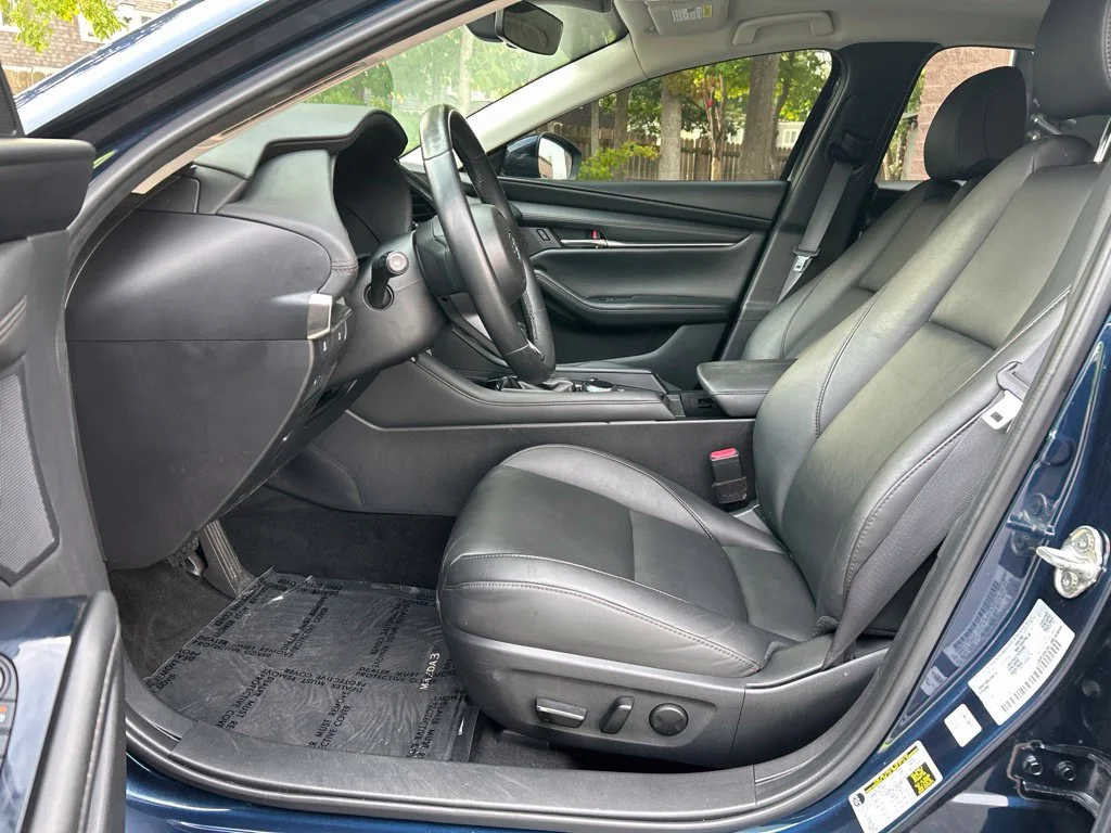 Used 2021 Blue Mazda Preferred image 15