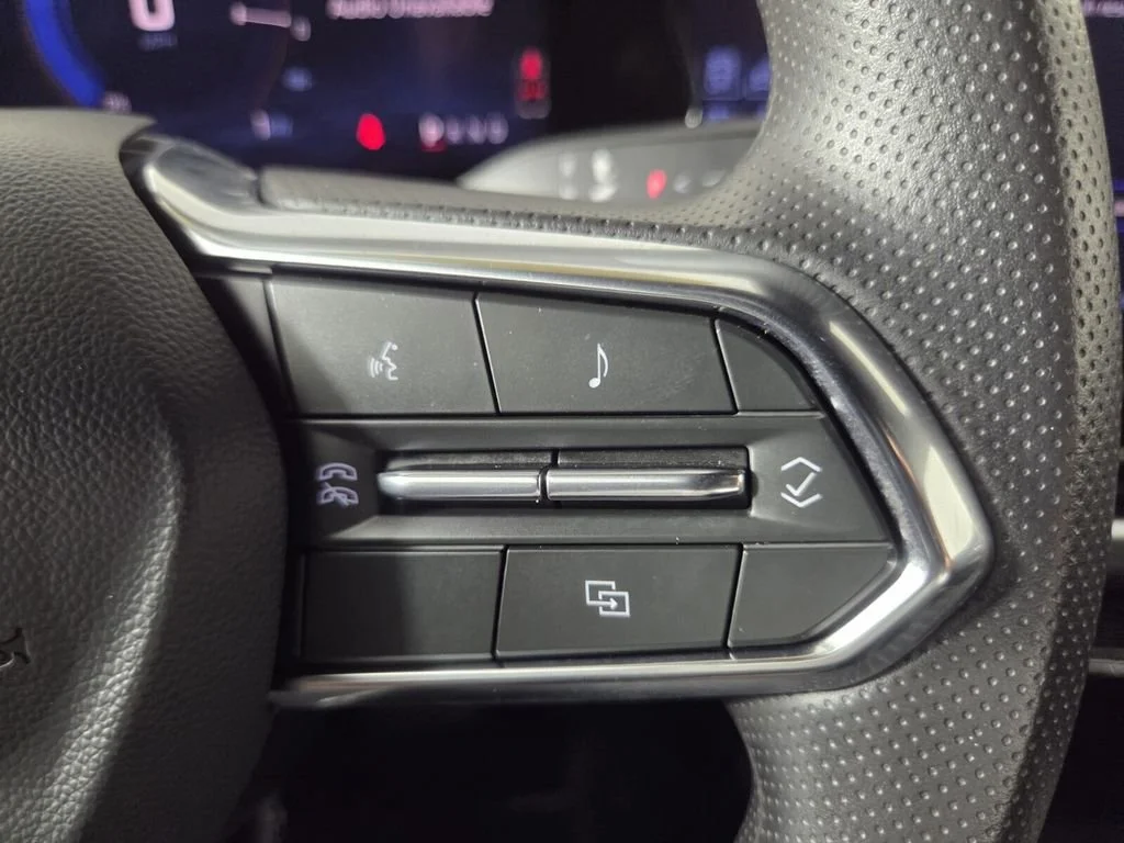 Used 2025 Black Chevrolet LT1 w/PCY image 17