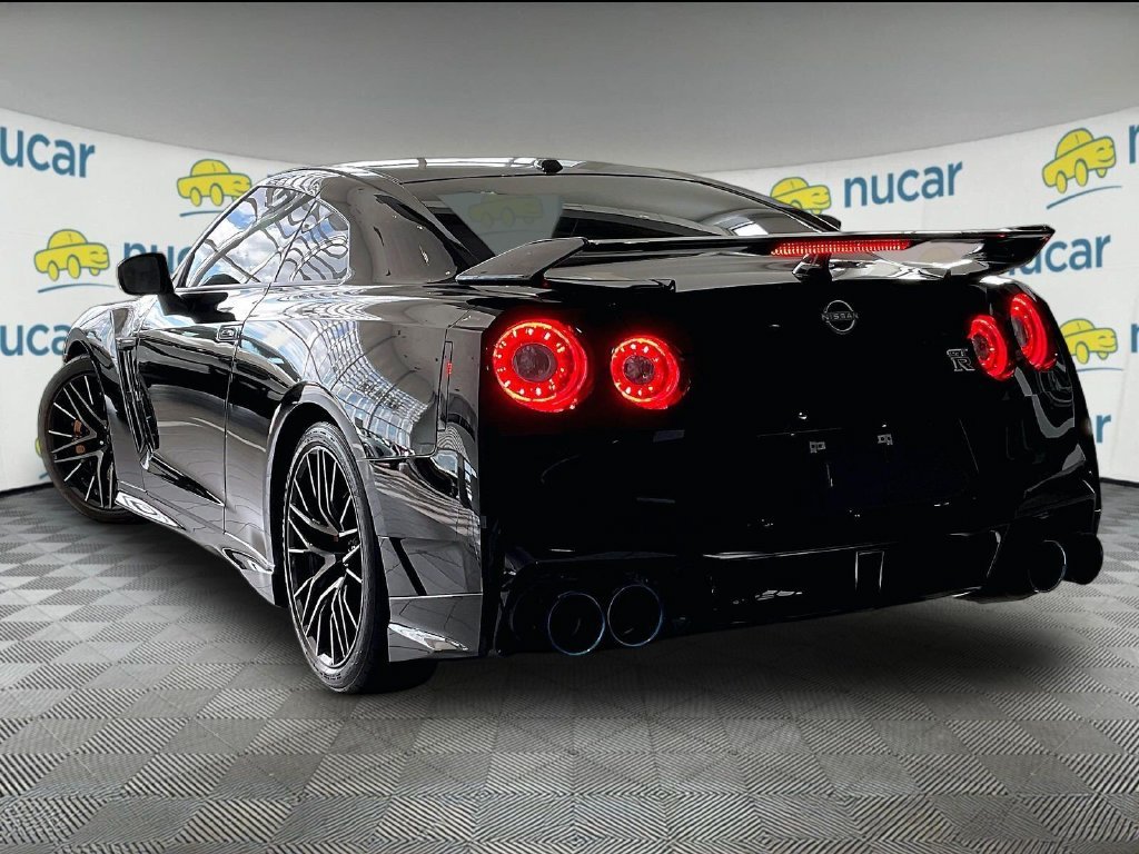 Used 2024 Black Nissan Premium image 4