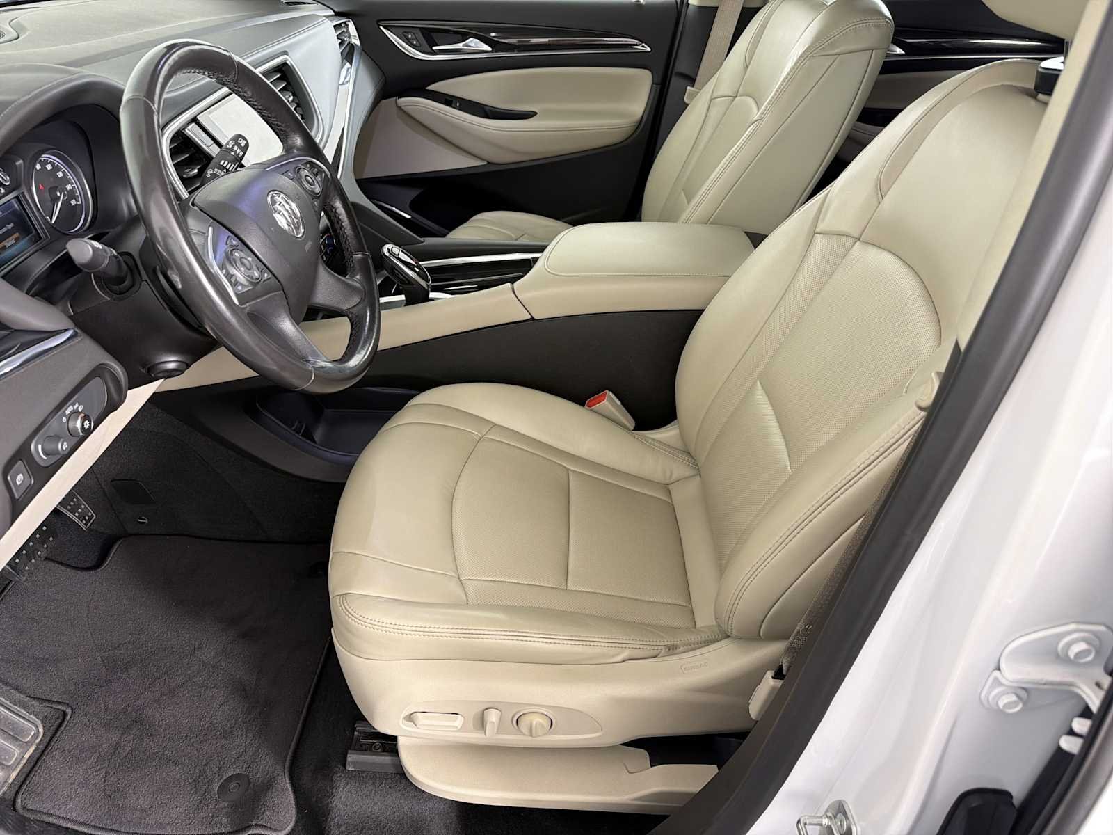 Used 2018 Includes Satin Nickel lower exterior accent color. Buick Premium image 7