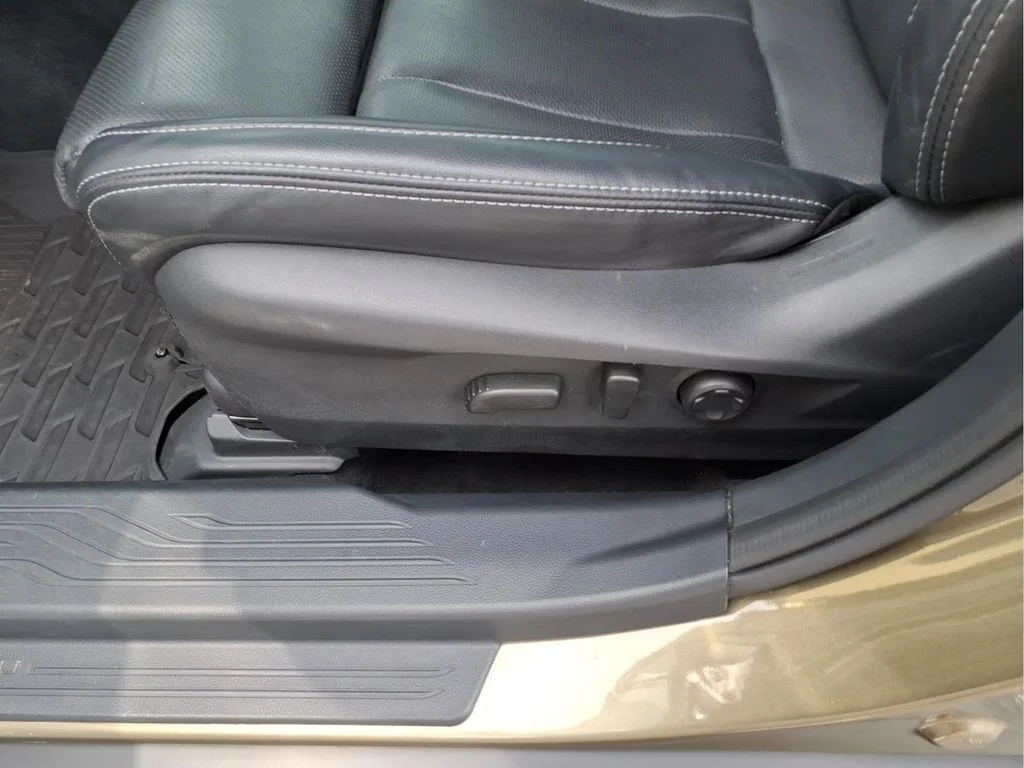 Used 2023 Brown Subaru Limited image 21