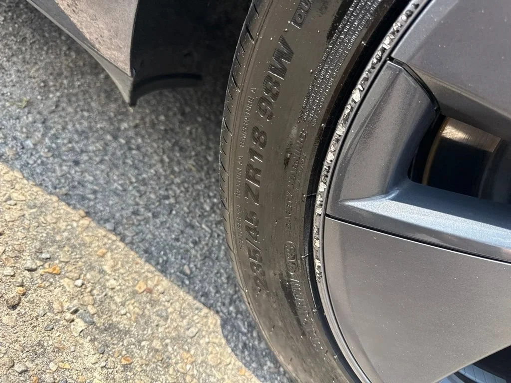 Used 2023 Gray Tesla  image 37