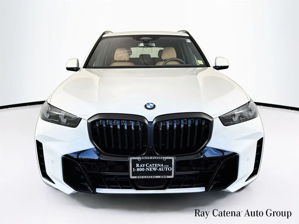 Used 2026 White BMW xDrive40i image 2
