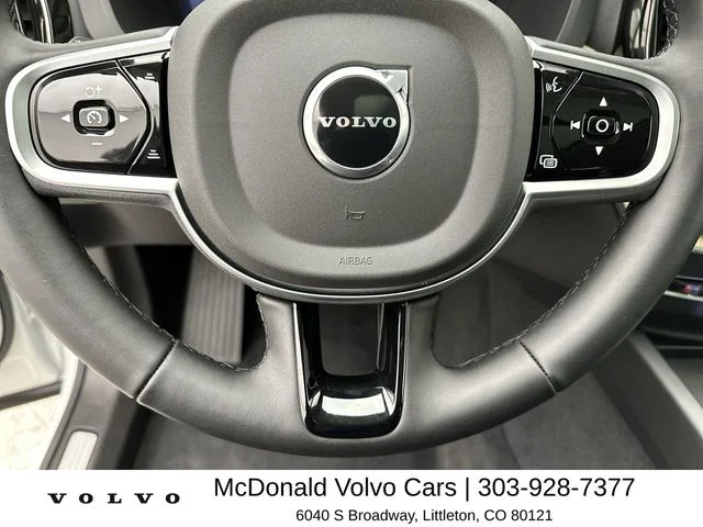 2026 Volvo XC60 Plus - Photo 14