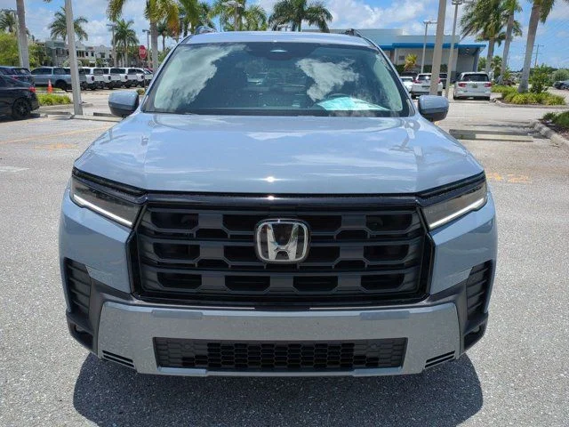 New 2026 Sonic Gray Pearl Honda EX-L image 8