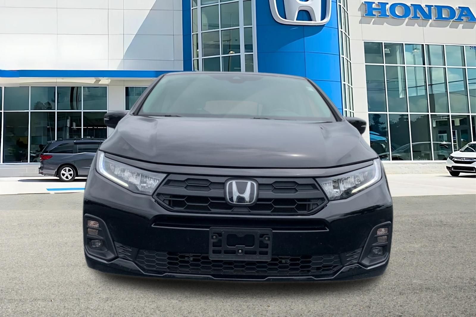 Certified Used 2025  Honda EX-L image 8