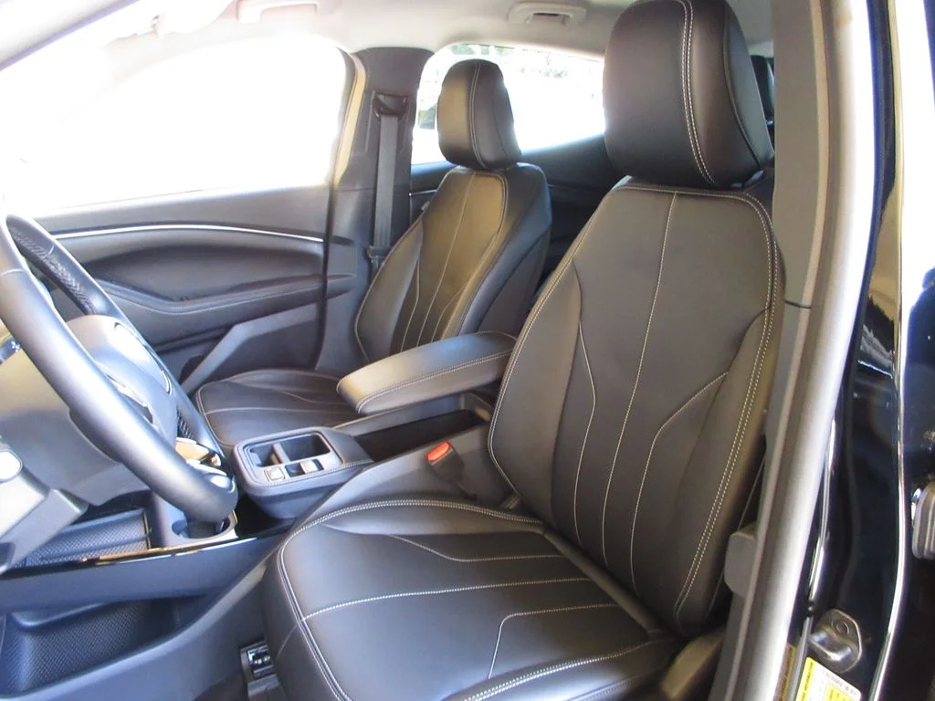 New 2026 Shadow Black Ford Select image 11