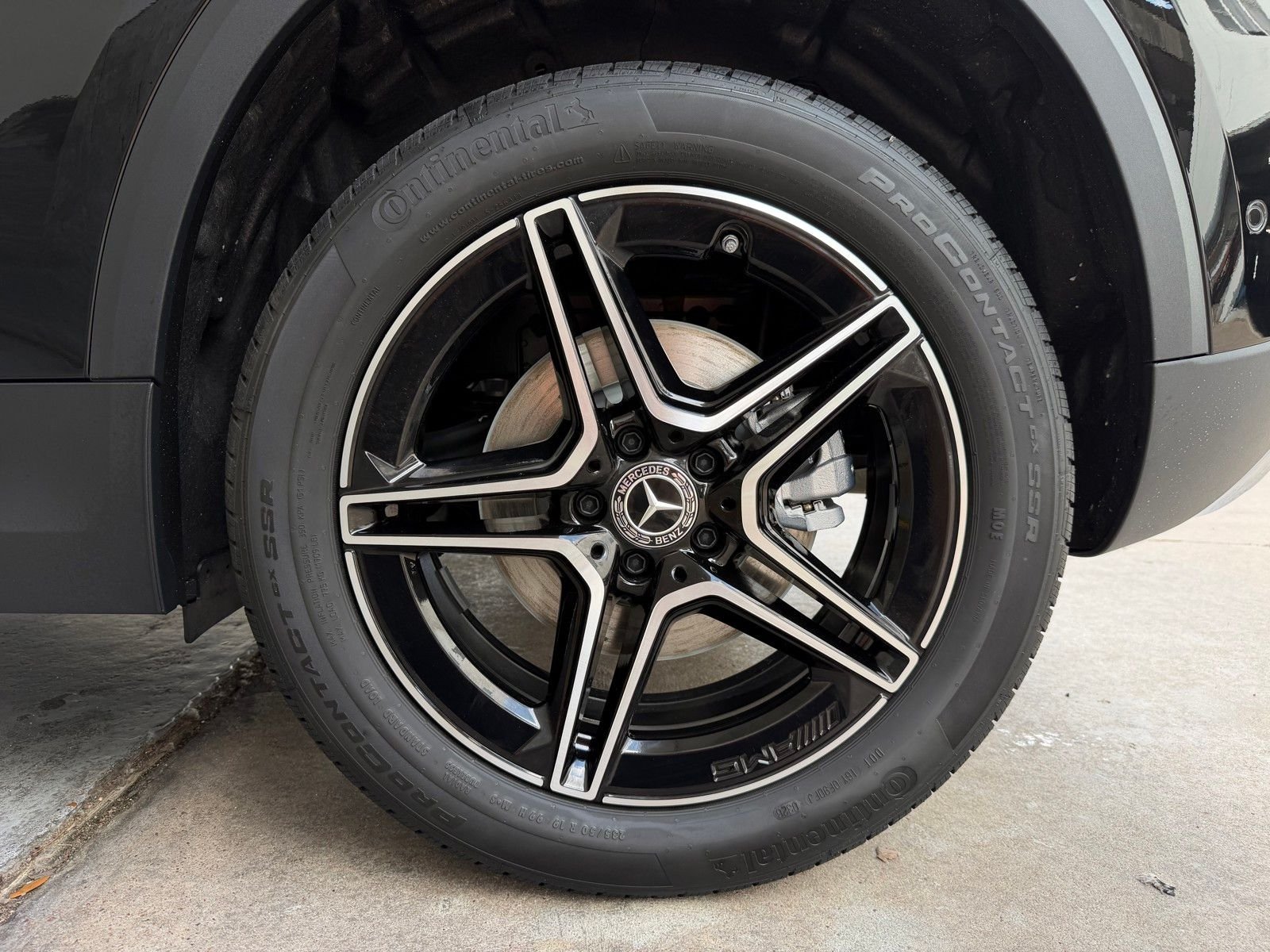 New 2026 Night Black Mercedes-Benz GLA 250 image 22