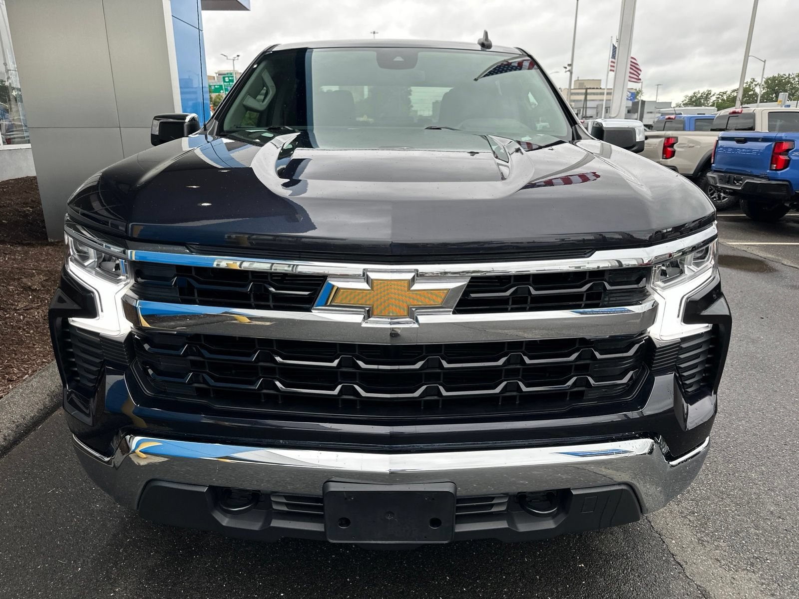Used 2023 Dark Ash Metallic Chevrolet LT with Z71 Off-Road & Protection Package - Convenience Package - Remote Start - Trailering Package image 2