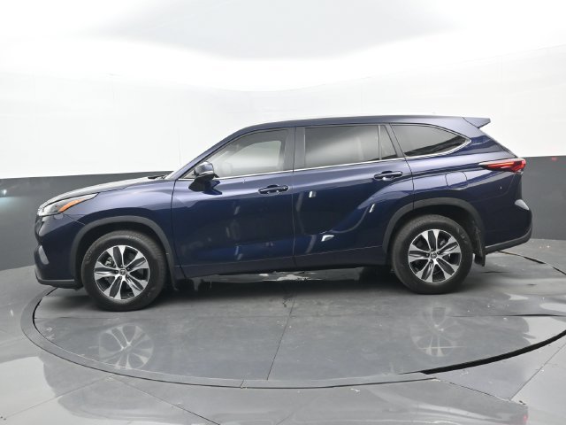Used 2025 Blueprint Toyota XLE image 23
