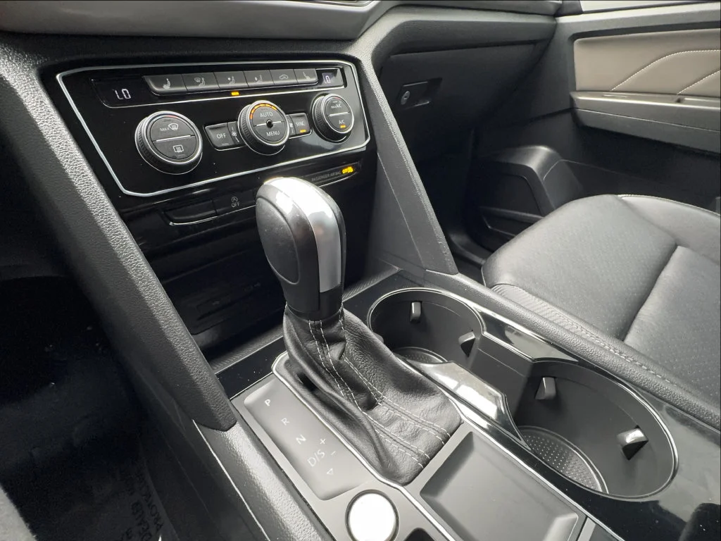 Used 2023 Gray Volkswagen 3.6L V6 SE w/Technology image 45