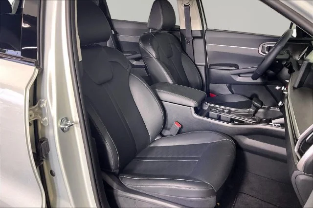 New 2026 Silver Kia X-Line EX image 12
