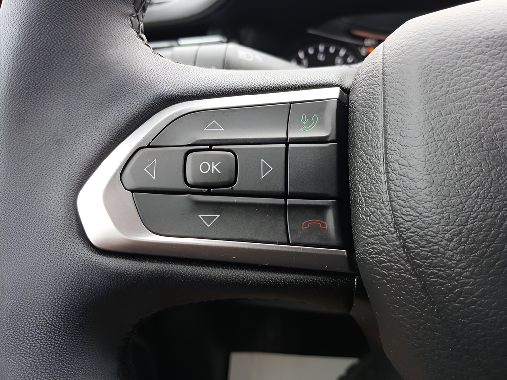 Used 2023 Gray Jeep Limited image 22