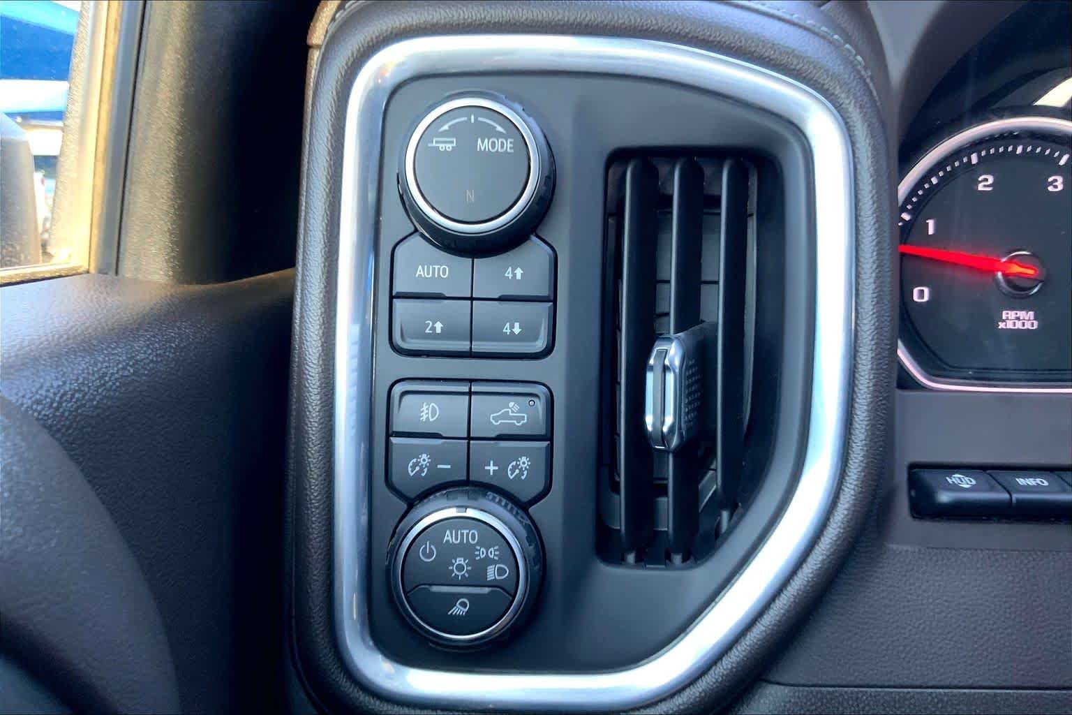 Used 2022 Northsky Blue Metallic Chevrolet LTZ image 35