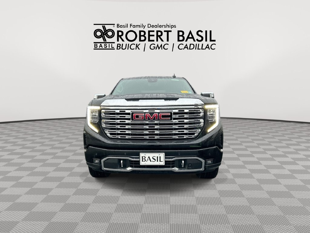 Used 2025 Onyx Black GMC Denali image 3