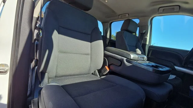 Used 2019 White Chevrolet LT image 47