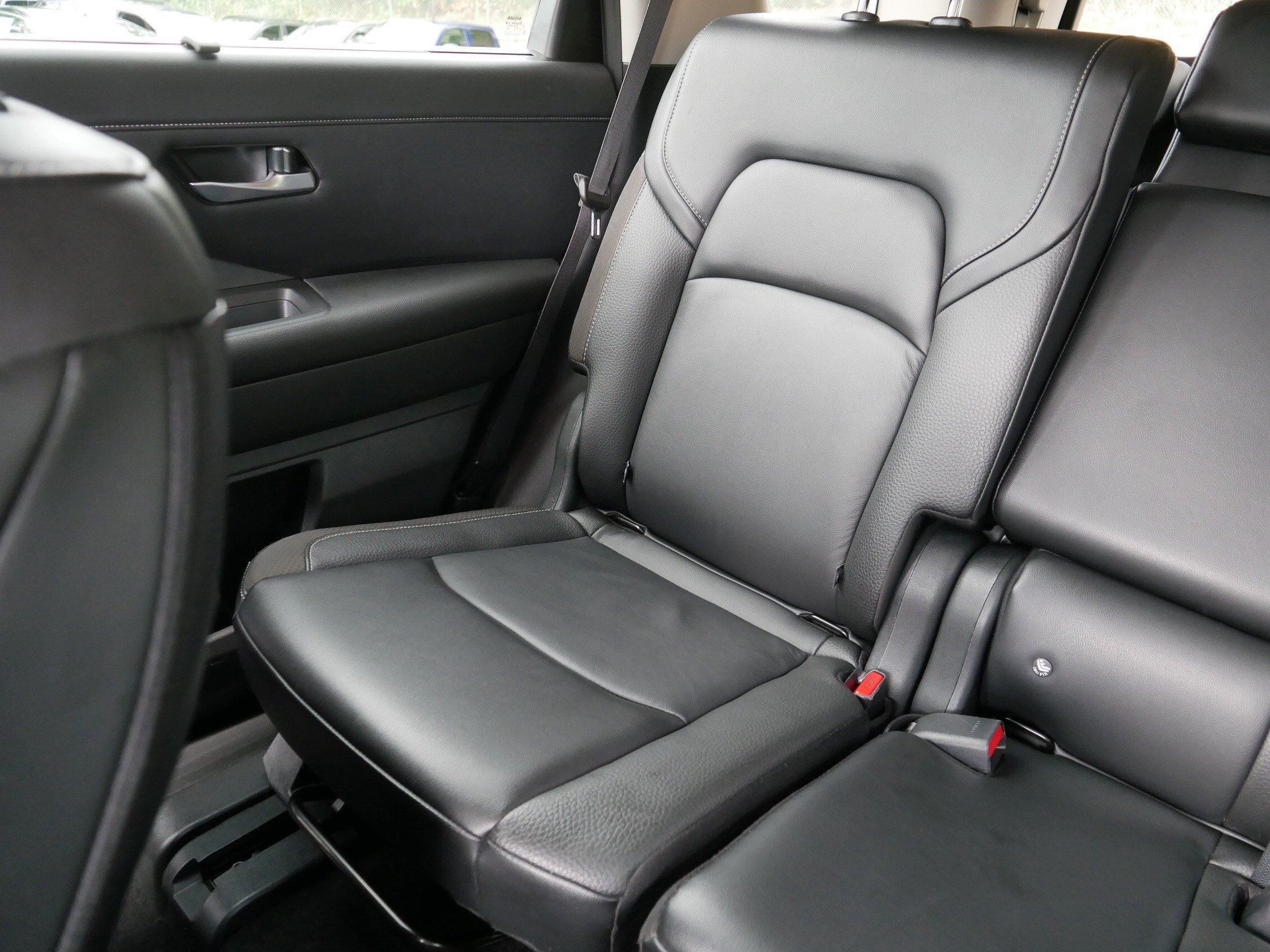 Certified Used 2024 Scarlet Ember Nissan SL image 12