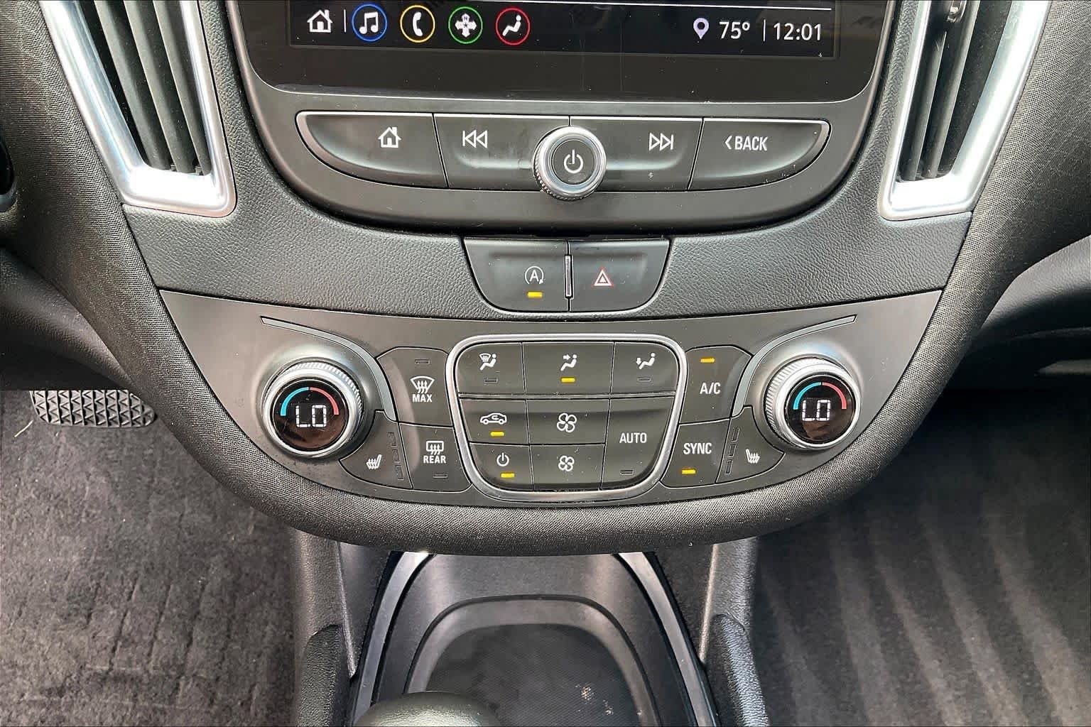 Used 2021 Silver Ice Metallic Chevrolet LT image 30