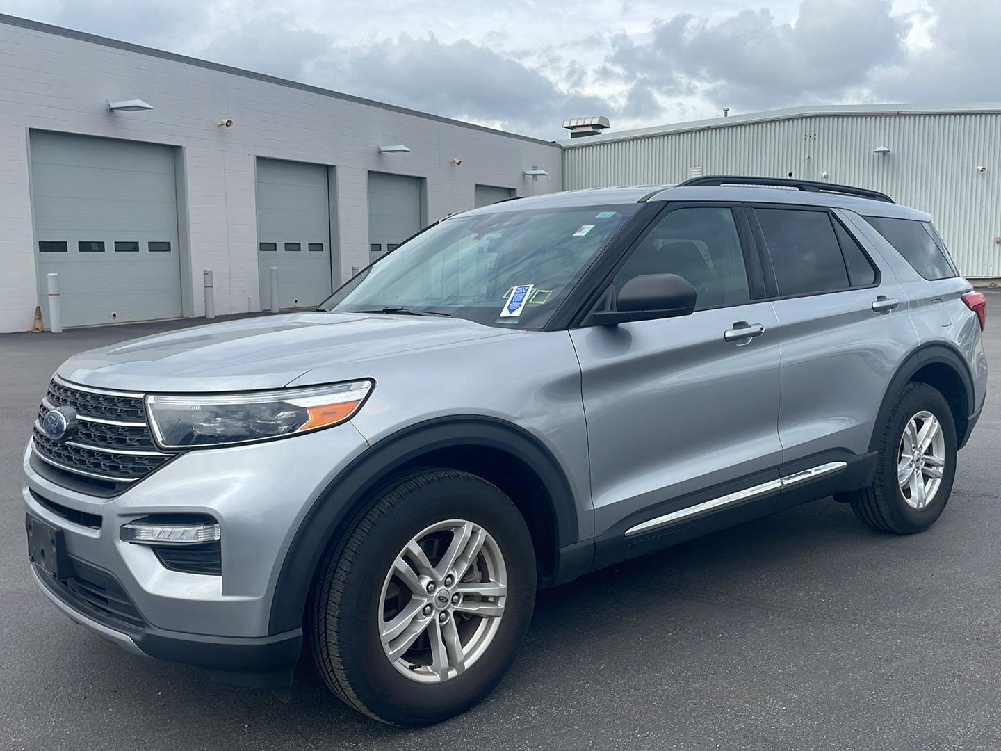 Used 2020 Iconic Silver Ford XLT image 8