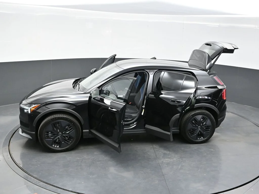 New 2026 Onyx Black Volvo Twin Motor Cross Country Ultra image 43
