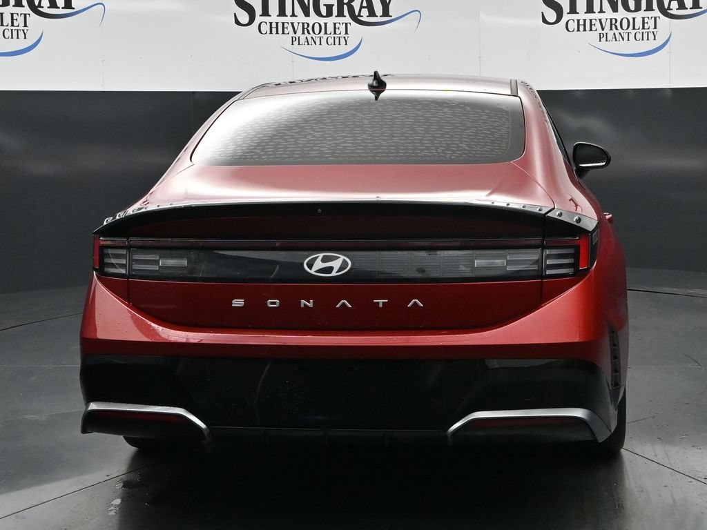 Used 2024 Red Hyundai SEL image 6